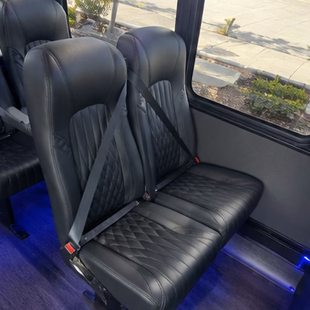 book the perfect ride for your next airport transfer 1