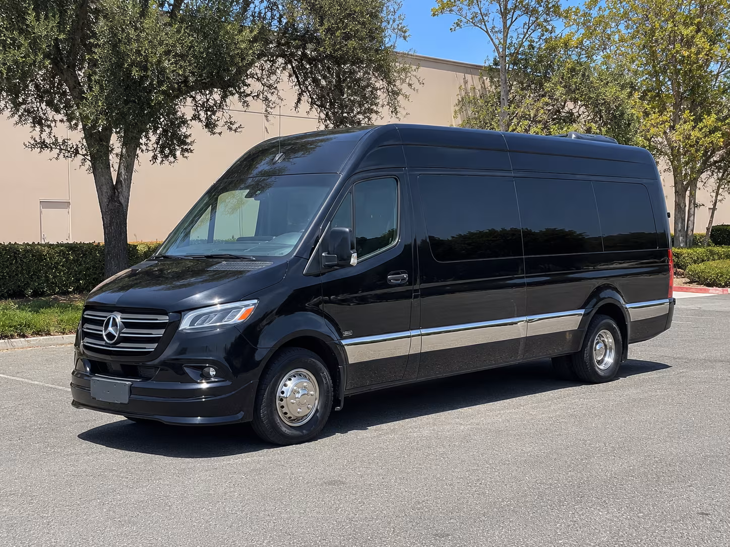 book the perfect ride for your next sporting event 1