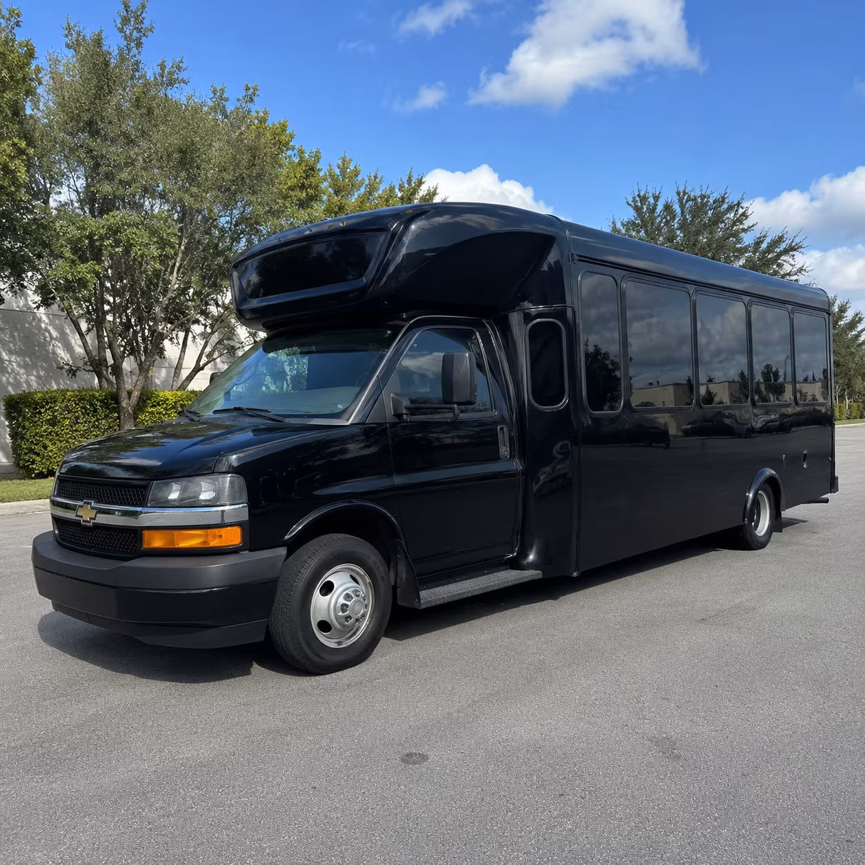 corona bus rental service area