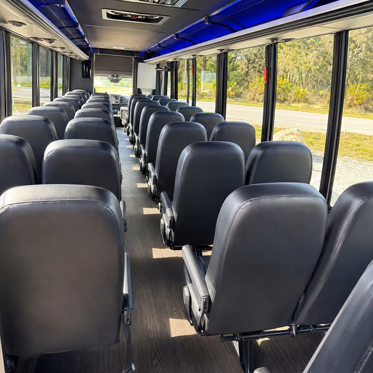 minibus rentals for corona area proms and after parties