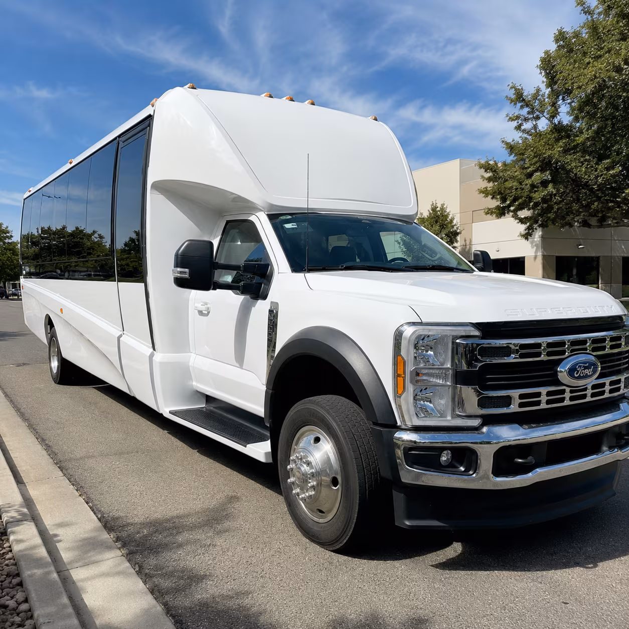 minibuses for corporate meetings and small convention groups in corona