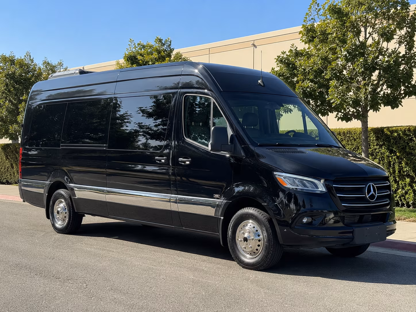 sprinter van rentals for small group wine tours around riverside county