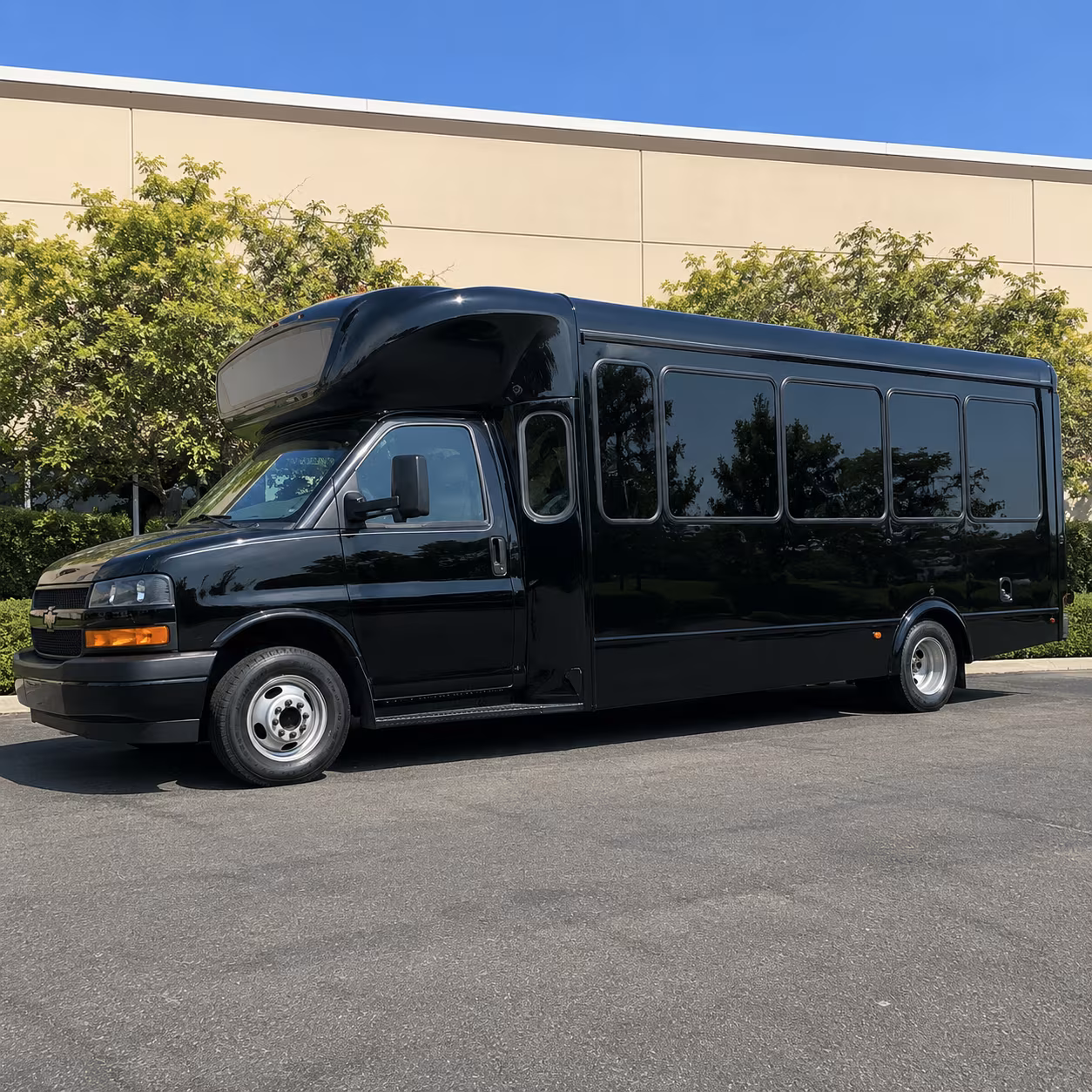 sweet 16 and quinceanera party buses in corona california